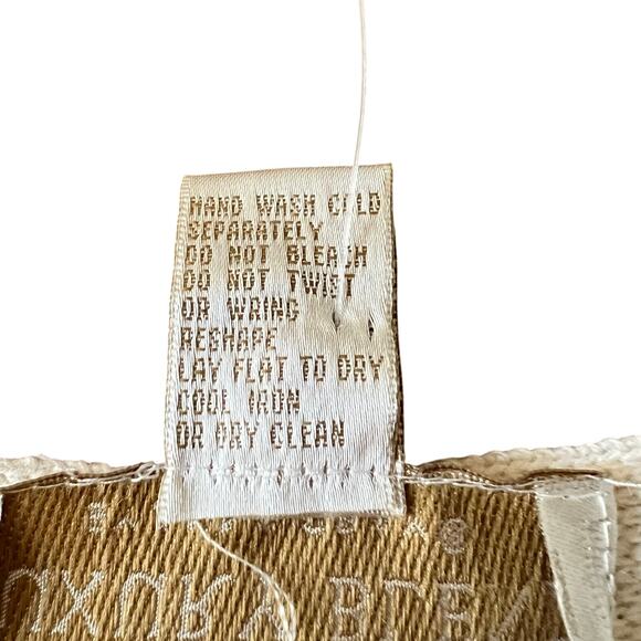 Luxury Blend‎ by Anna Gray Womens Silk Blend Sweater Opal Size M NWT Minimalist - Picture 5 of 6